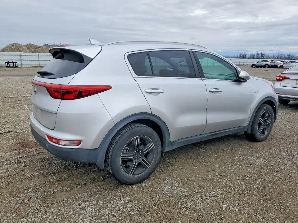 2017 KIA SPORTAGE LX  