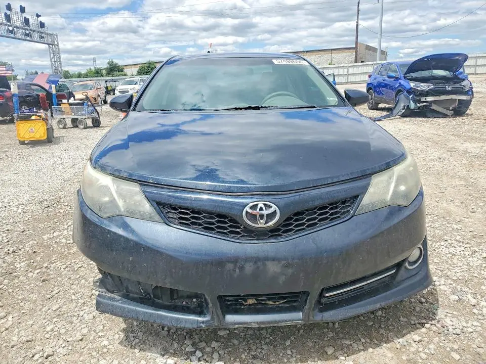2012 TOYOTA CAMRY SE  