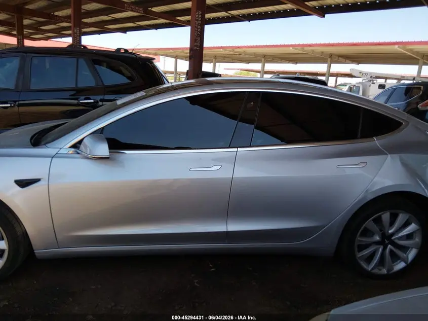 2018 TESLA MODEL 3  