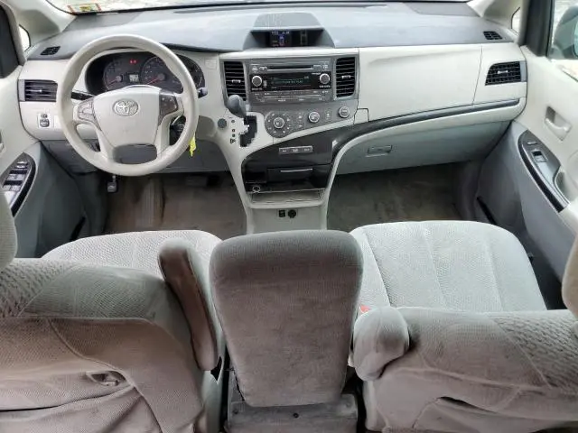 2011 TOYOTA SIENNA LE  