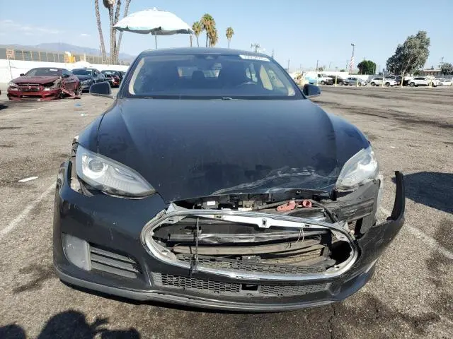 2015 TESLA MODEL S 85  