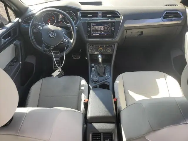 2020 VOLKSWAGEN TIGUAN SE  