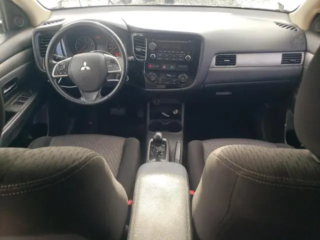 2015 MITSUBISHI OUTLANDER ES  