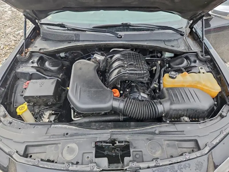 2019 CHRYSLER 300 LIMITED  