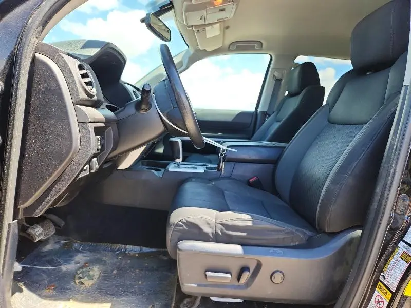 2014 TOYOTA TUNDRA CREWMAX SR5  