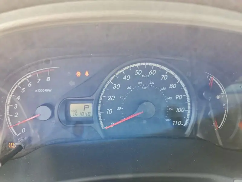 2012 TOYOTA SIENNA LE  