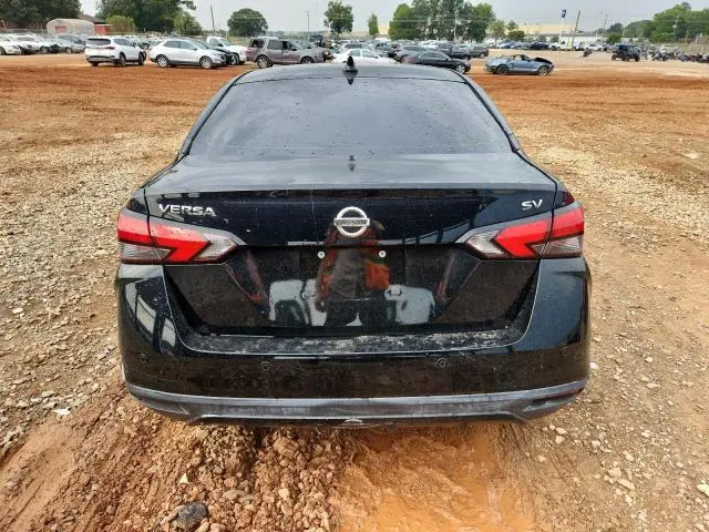2020 NISSAN VERSA SV