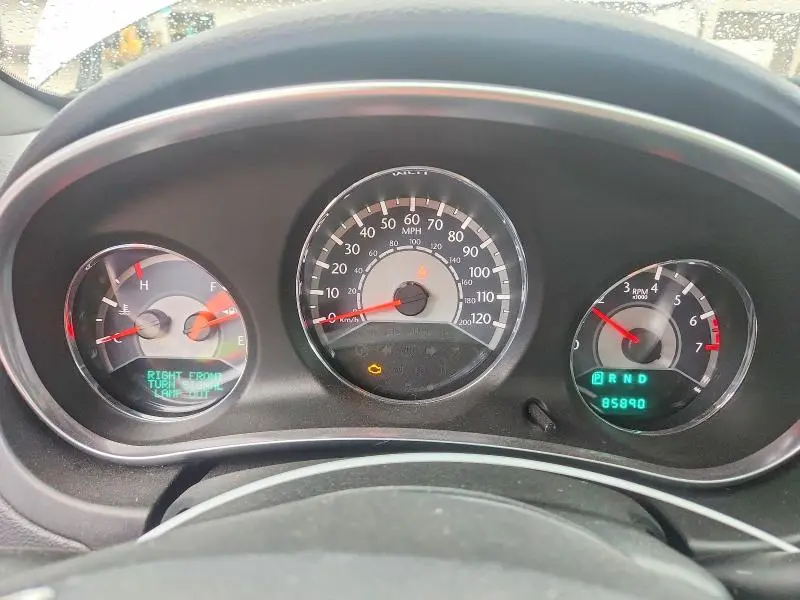 2011 CHRYSLER 200 LIMITED  