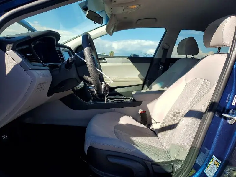 2018 HYUNDAI SONATA SE  