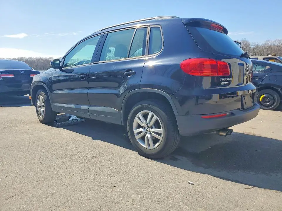 2016 VOLKSWAGEN TIGUAN S  