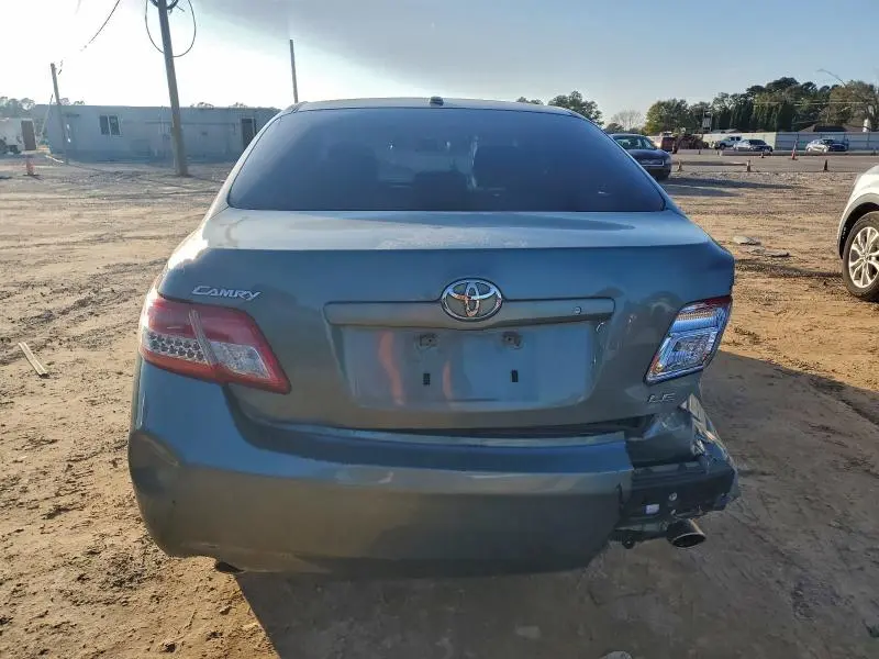 2010 TOYOTA CAMRY SE  