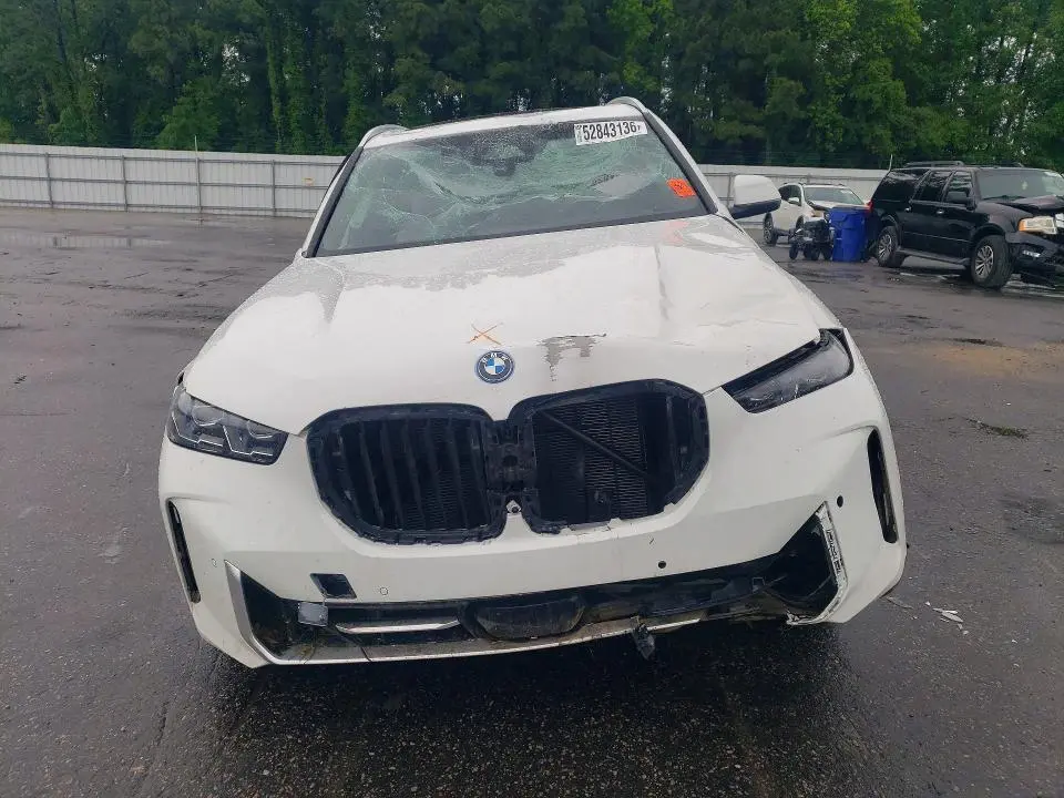 2025 BMW X5 XDRIVE50E  