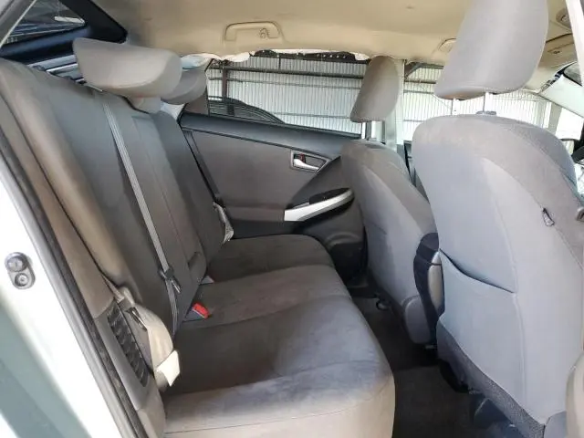 2014 TOYOTA PRIUS PLUG-IN   