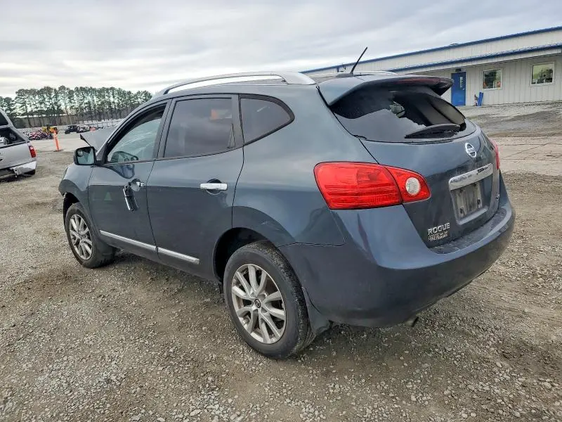 2013 NISSAN ROGUE S  