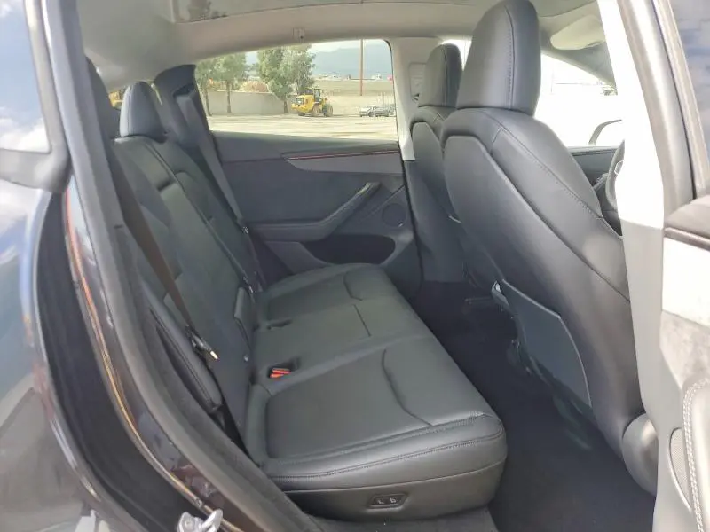 2026 TESLA MODEL Y   