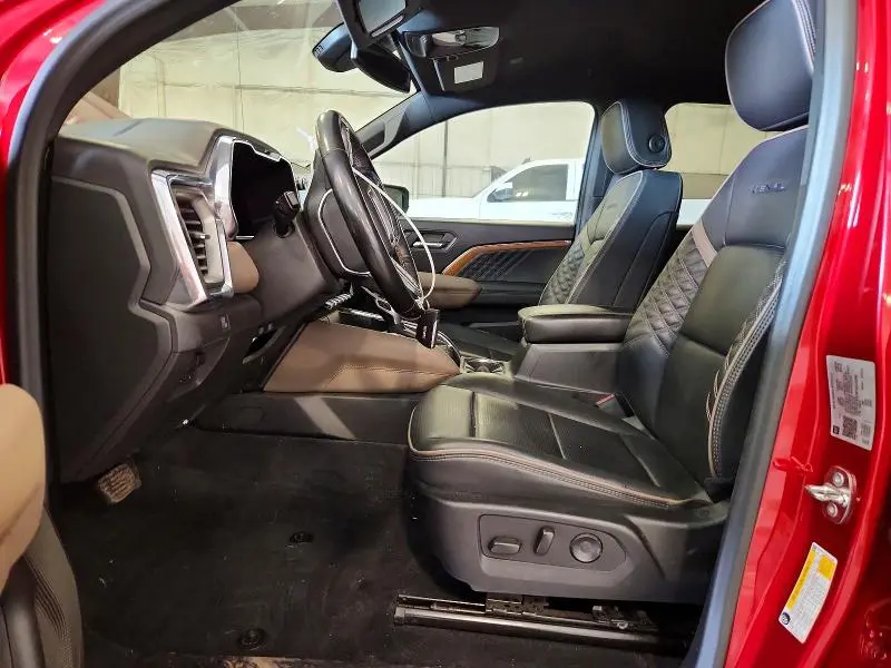 2023 GMC CANYON DENALI  