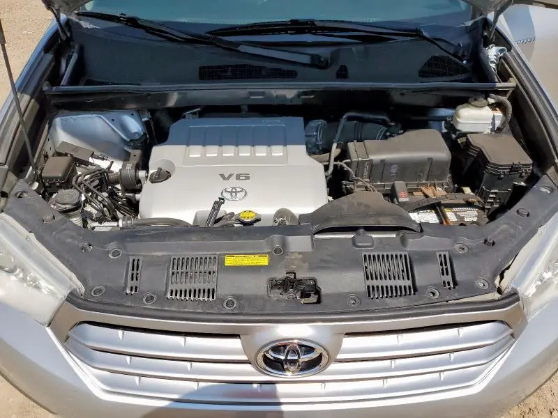 2011 TOYOTA HIGHLANDER LIMITED  