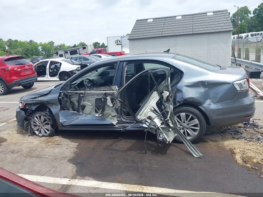 2015 VOLKSWAGEN JETTA 1.8T SE
