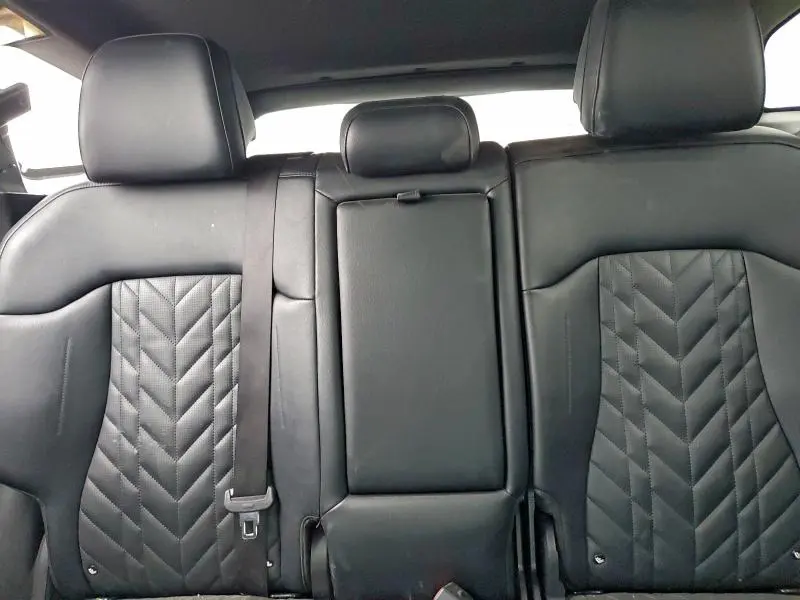 2023 KIA SPORTAGE X-PRO  