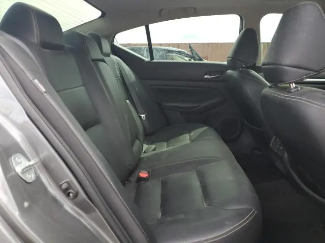 2019 NISSAN ALTIMA SL  