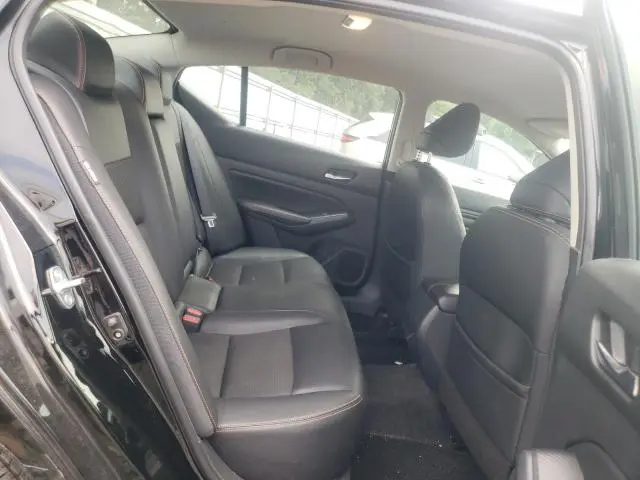 2019 NISSAN ALTIMA SR  