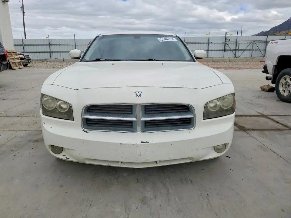 2010 DODGE CHARGER SXT  