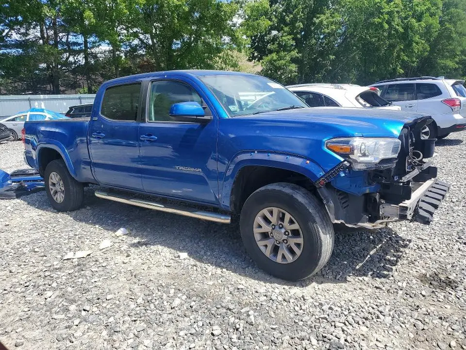 2017 TOYOTA TACOMA SR5 V6  