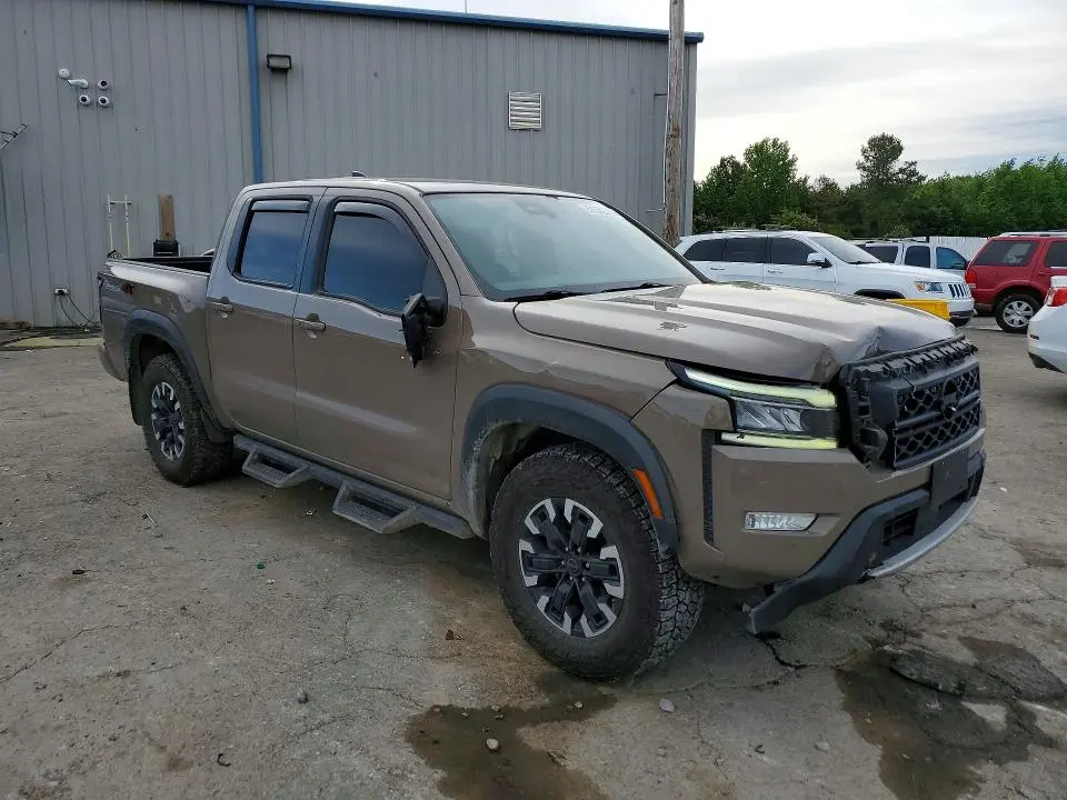2022 NISSAN FRONTIER PRO-4X  