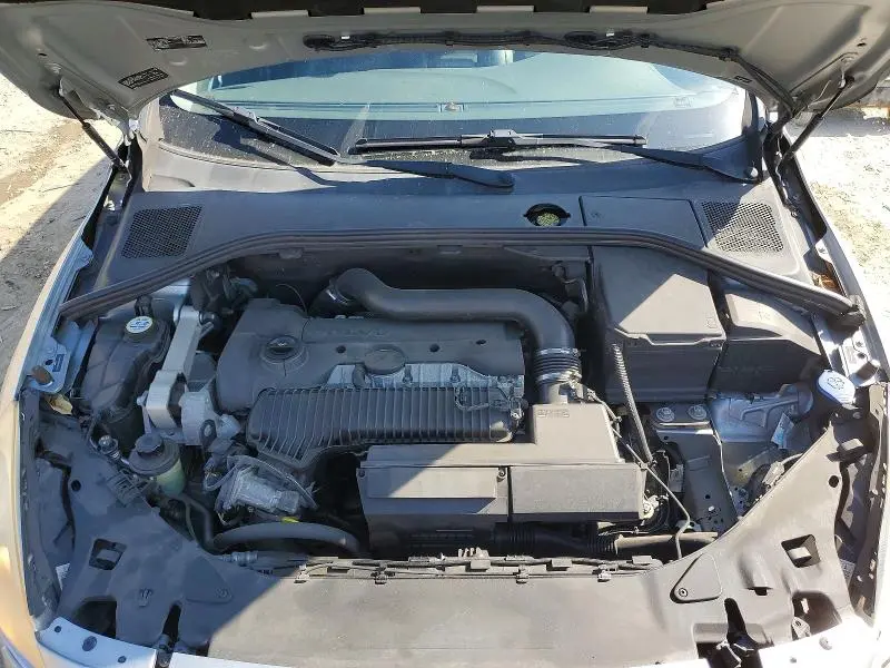 2013 VOLVO S60 T5  