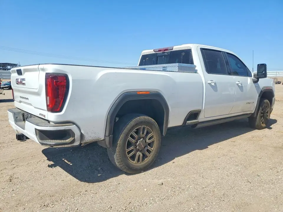 2023 GMC SIERRA K2500 AT4  