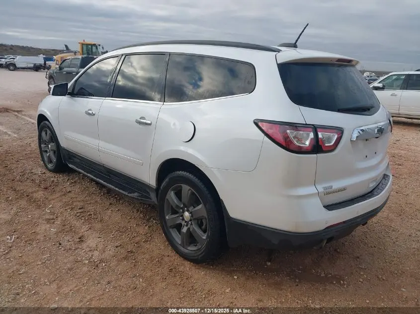 2017 CHEVROLET TRAVERSE 2LT