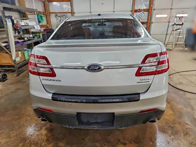 2017 FORD TAURUS SEL  