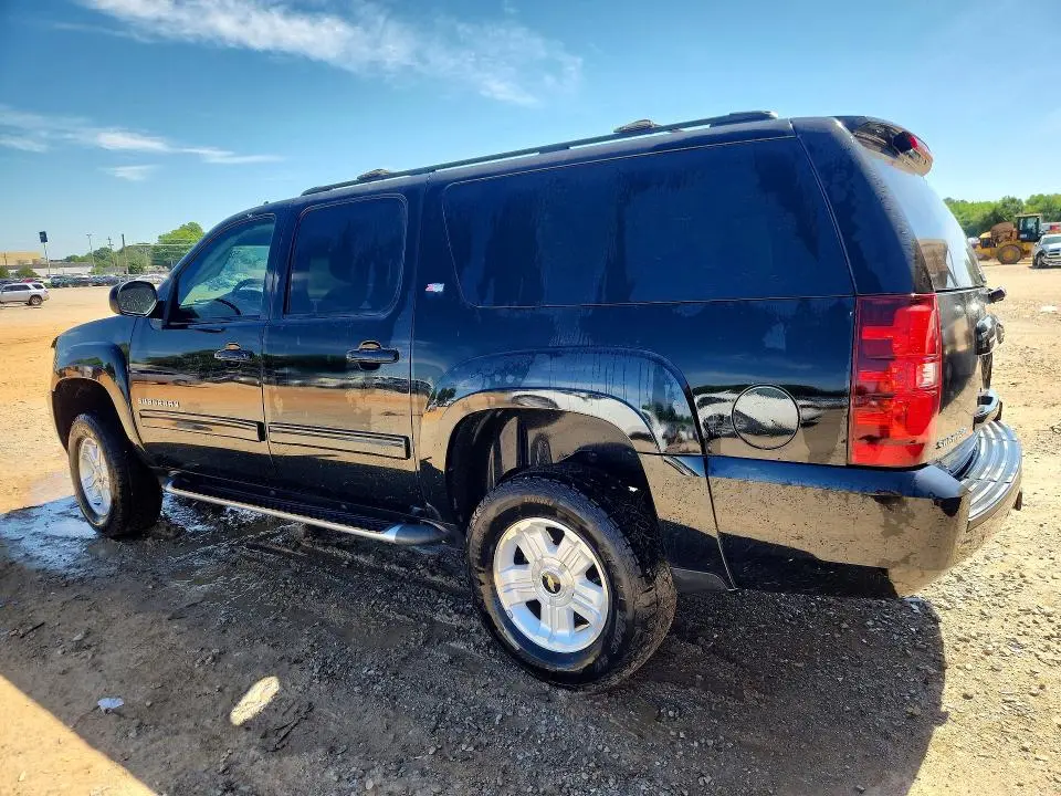 2011 CHEVROLET SUBURBAN K1500 LT  