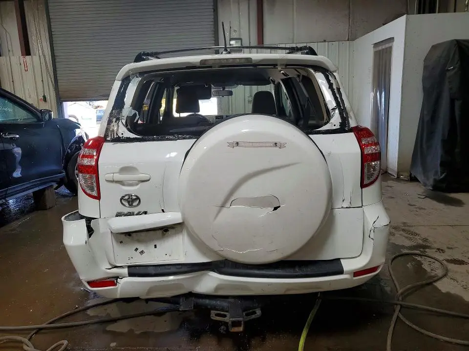 2011 TOYOTA RAV4 BASE  