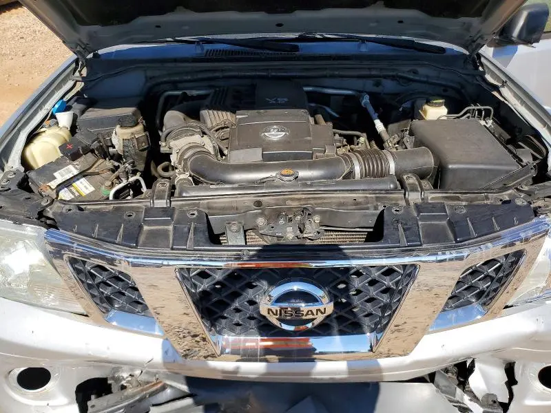 2017 NISSAN FRONTIER SV  