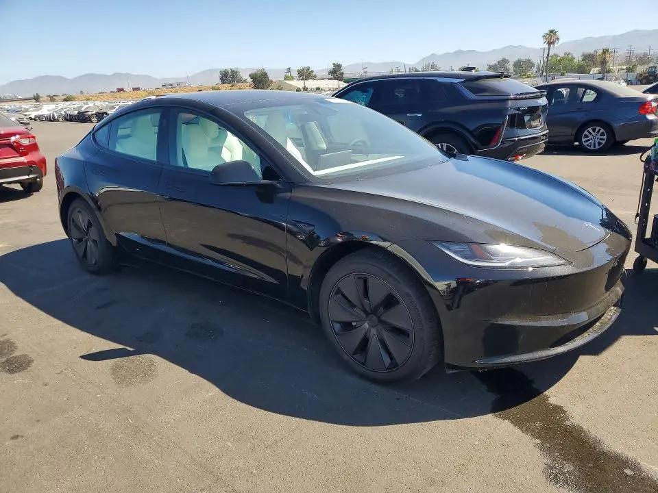 2025 TESLA MODEL 3   