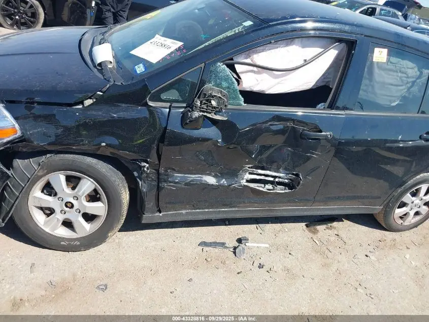 2012 NISSAN VERSA 1.8 S