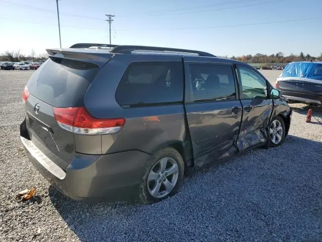 2014 TOYOTA SIENNA   