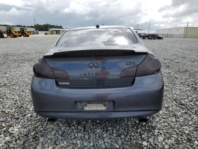 2011 INFINITI G37