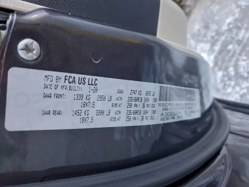 2020 CHRYSLER PACIFICA LIMITED  