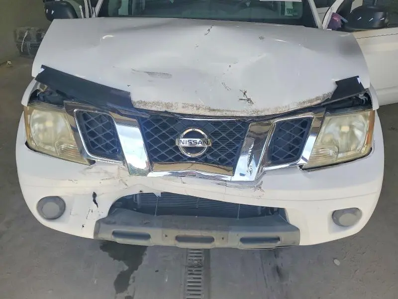 2012 NISSAN FRONTIER S  