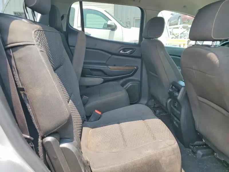 2017 GMC ACADIA SLE  