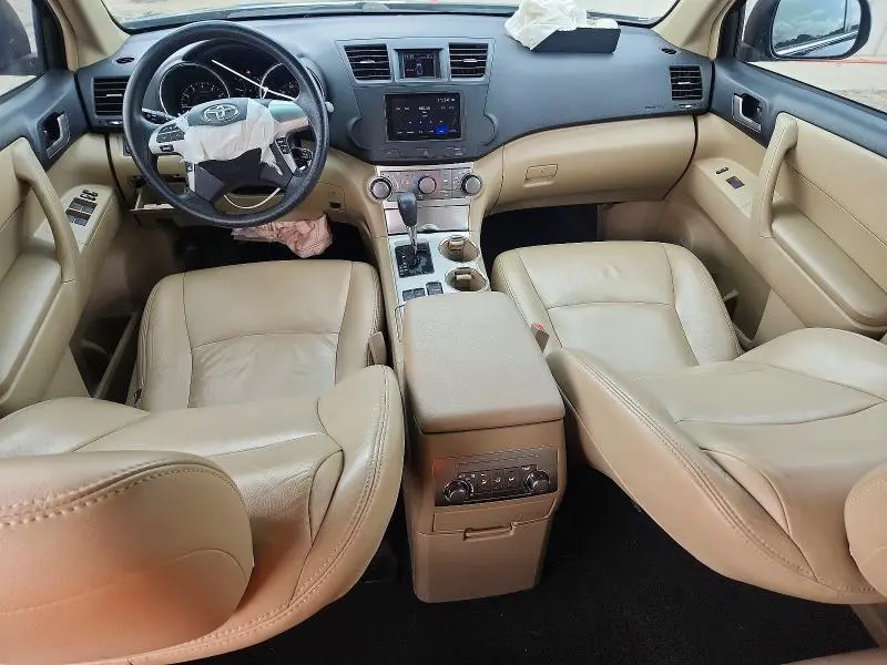 2012 TOYOTA HIGHLANDER BASE  