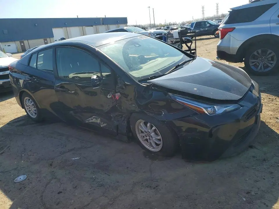 2021 TOYOTA PRIUS LE  