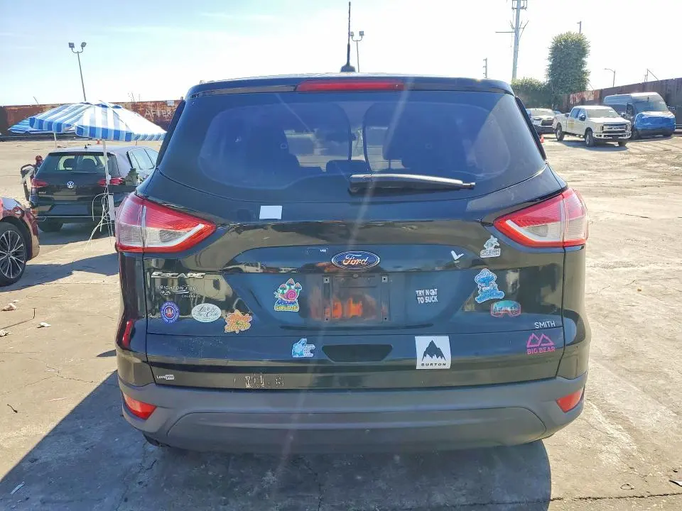 2016 FORD ESCAPE S  
