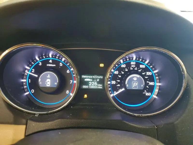 2012 HYUNDAI SONATA GLS  