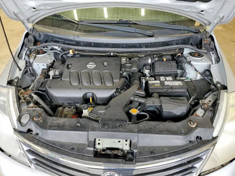 2011 NISSAN VERSA 1.8 S  