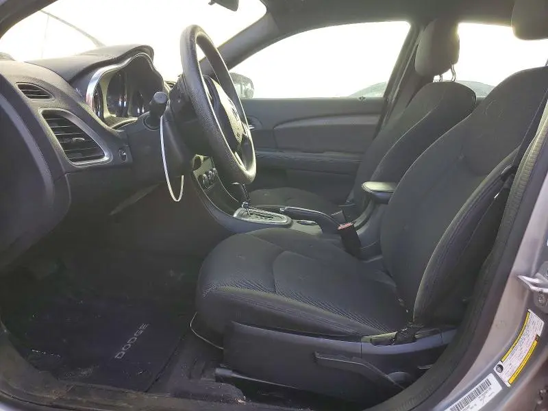 2014 DODGE AVENGER SE  