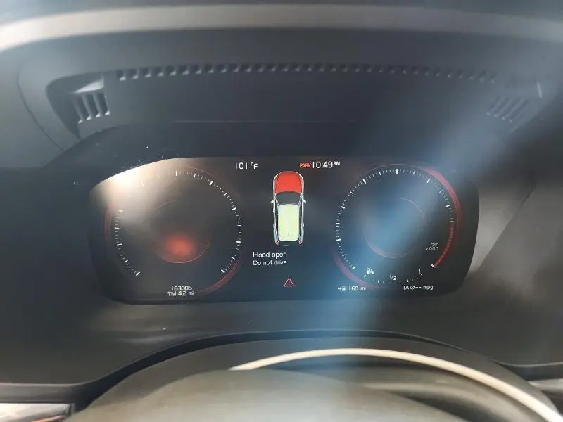 2020 VOLVO XC60 T5 MOMENTUM  