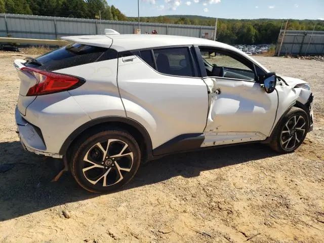 2019 TOYOTA C-HR XLE